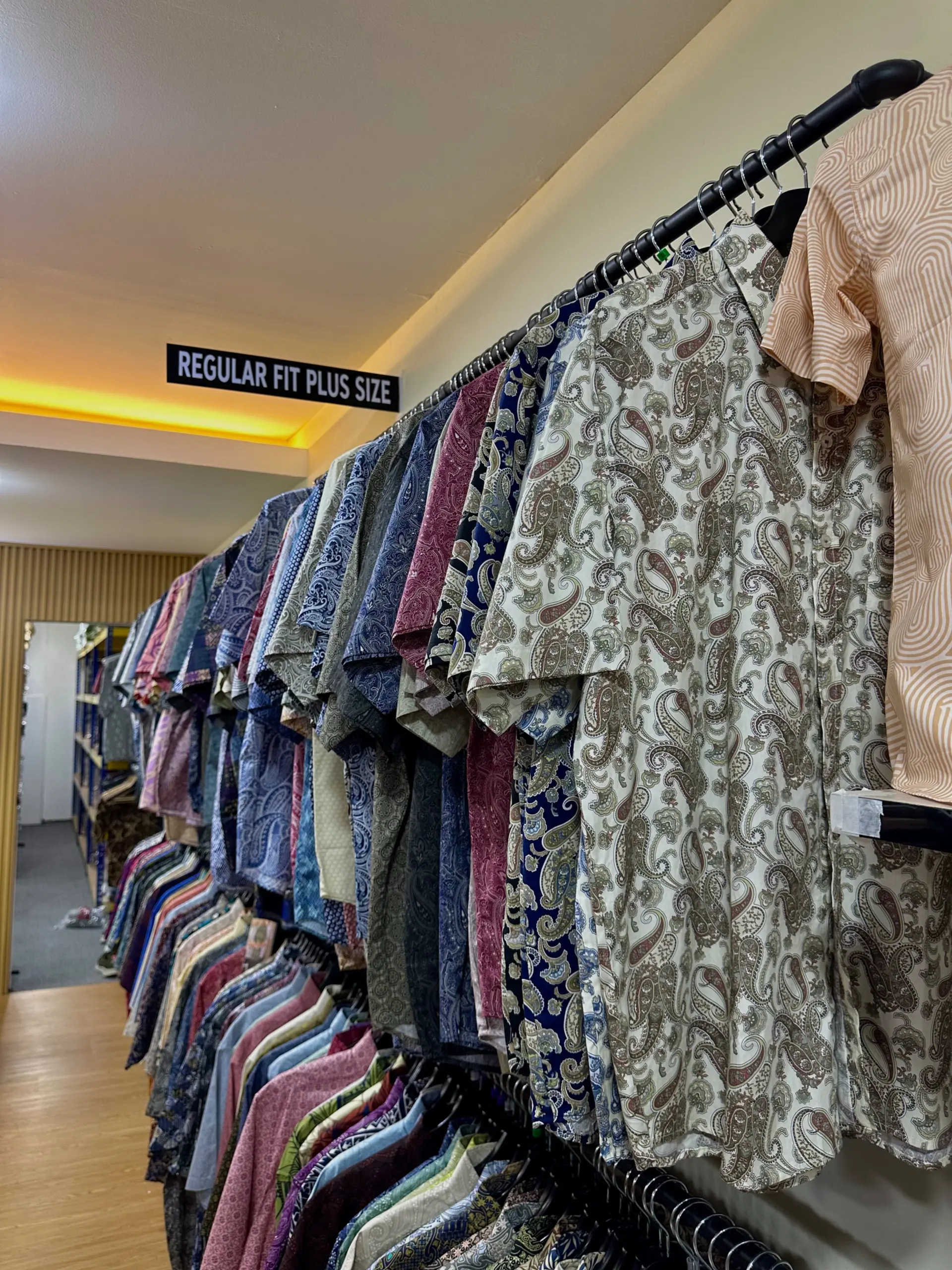 Kompleks PKNS - Shopping & Market in Shah Alam