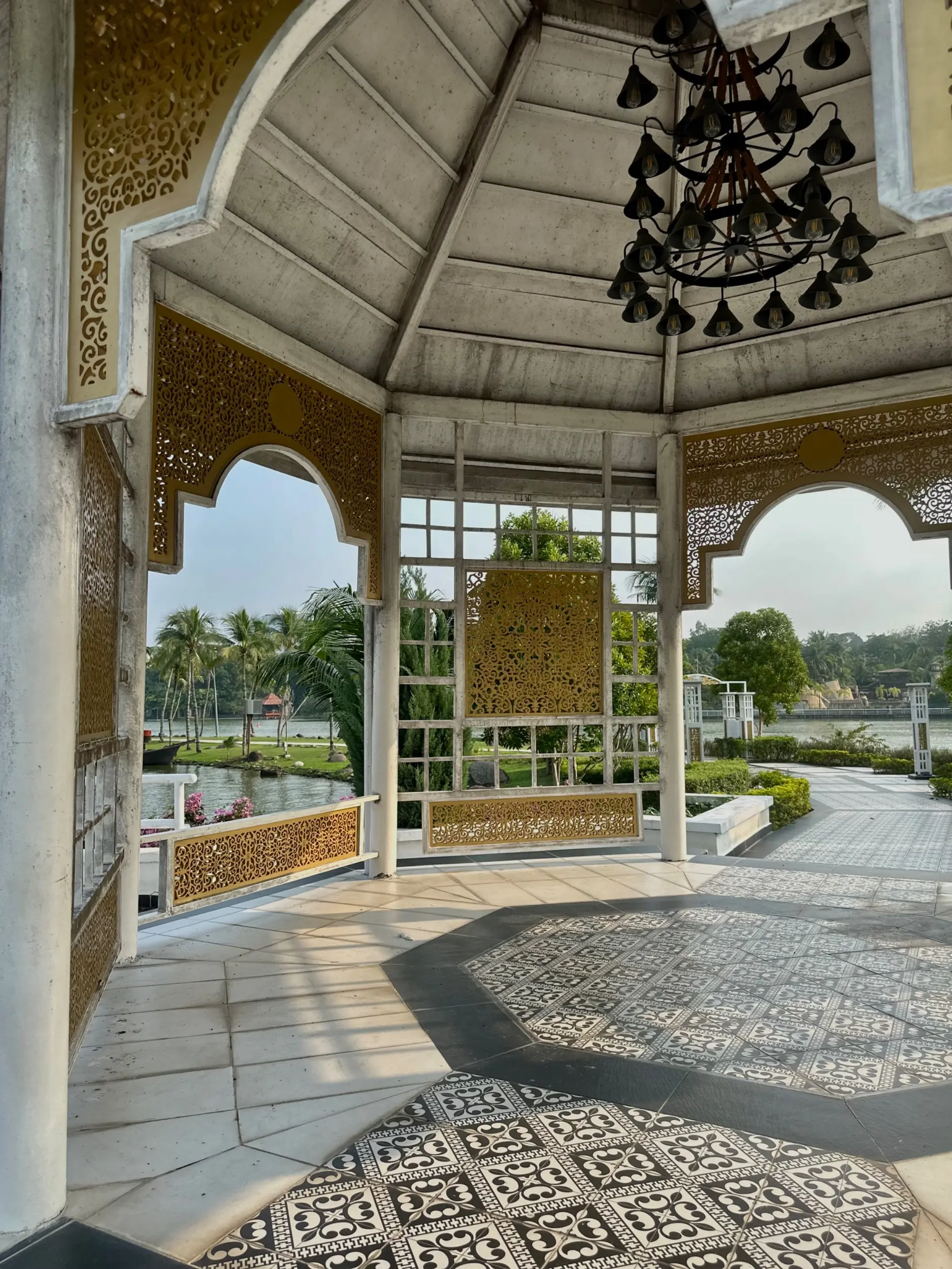 Taman Tasik Shah Alam - Garden & Park in Shah Alam