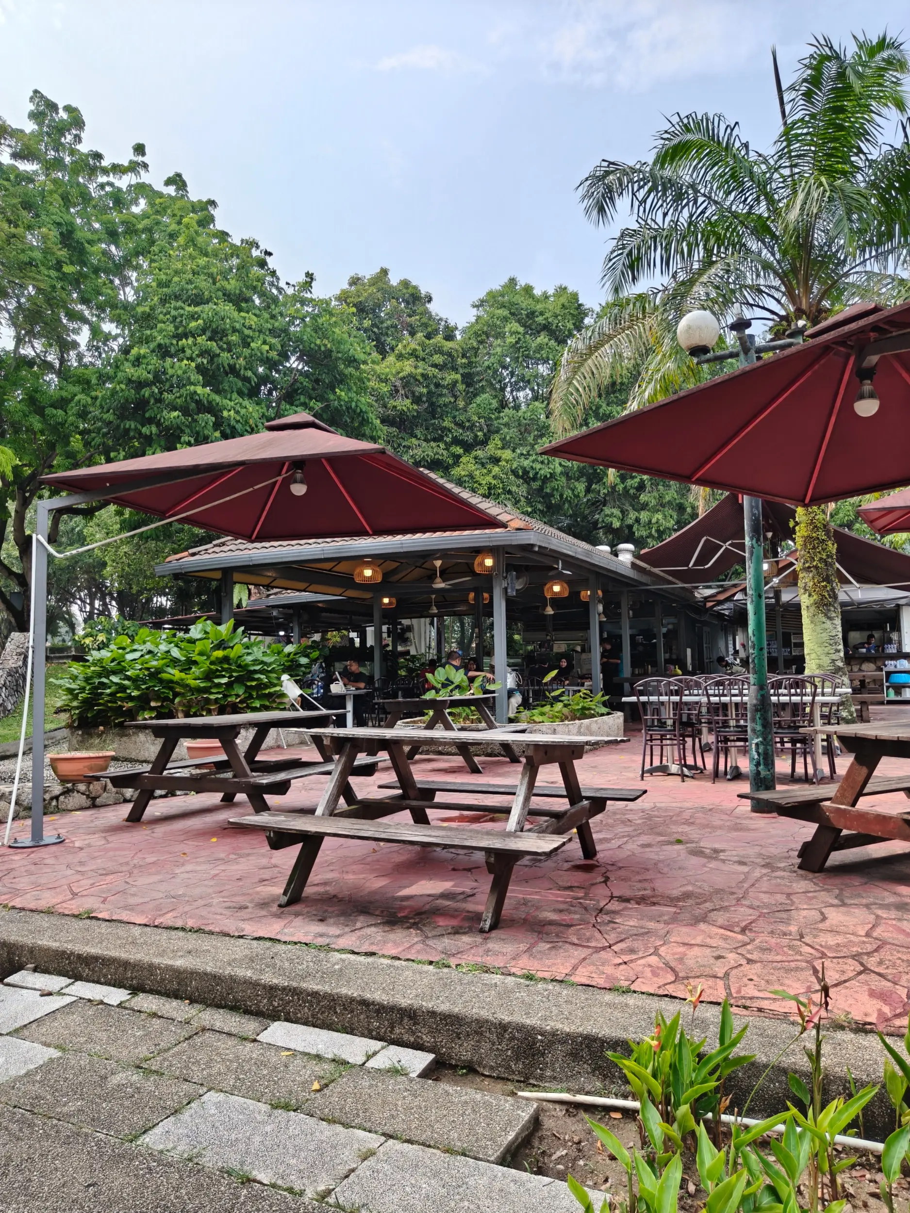 Kedai Kopi By The Lake Shah Alam - Local Food in Shah Alam