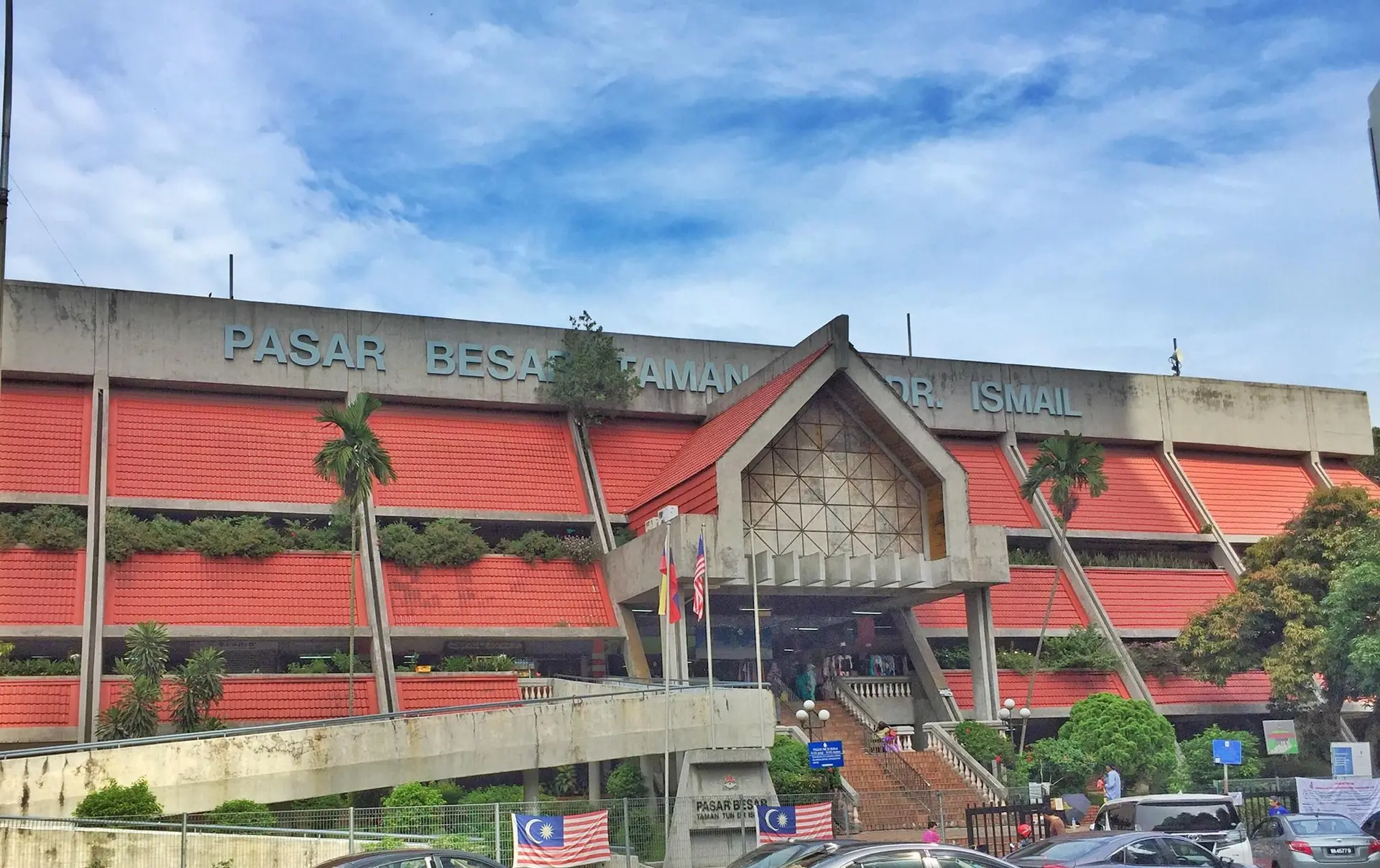 Pasar Besar TTDI