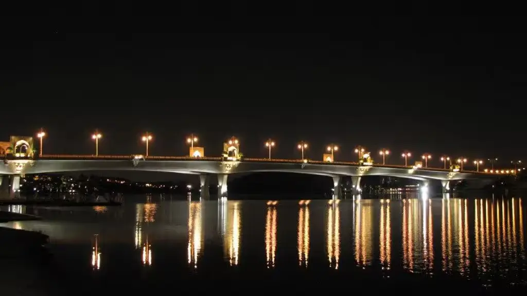 Seri Perdana Bridge - Bridge & Cable Car in Putrajaya