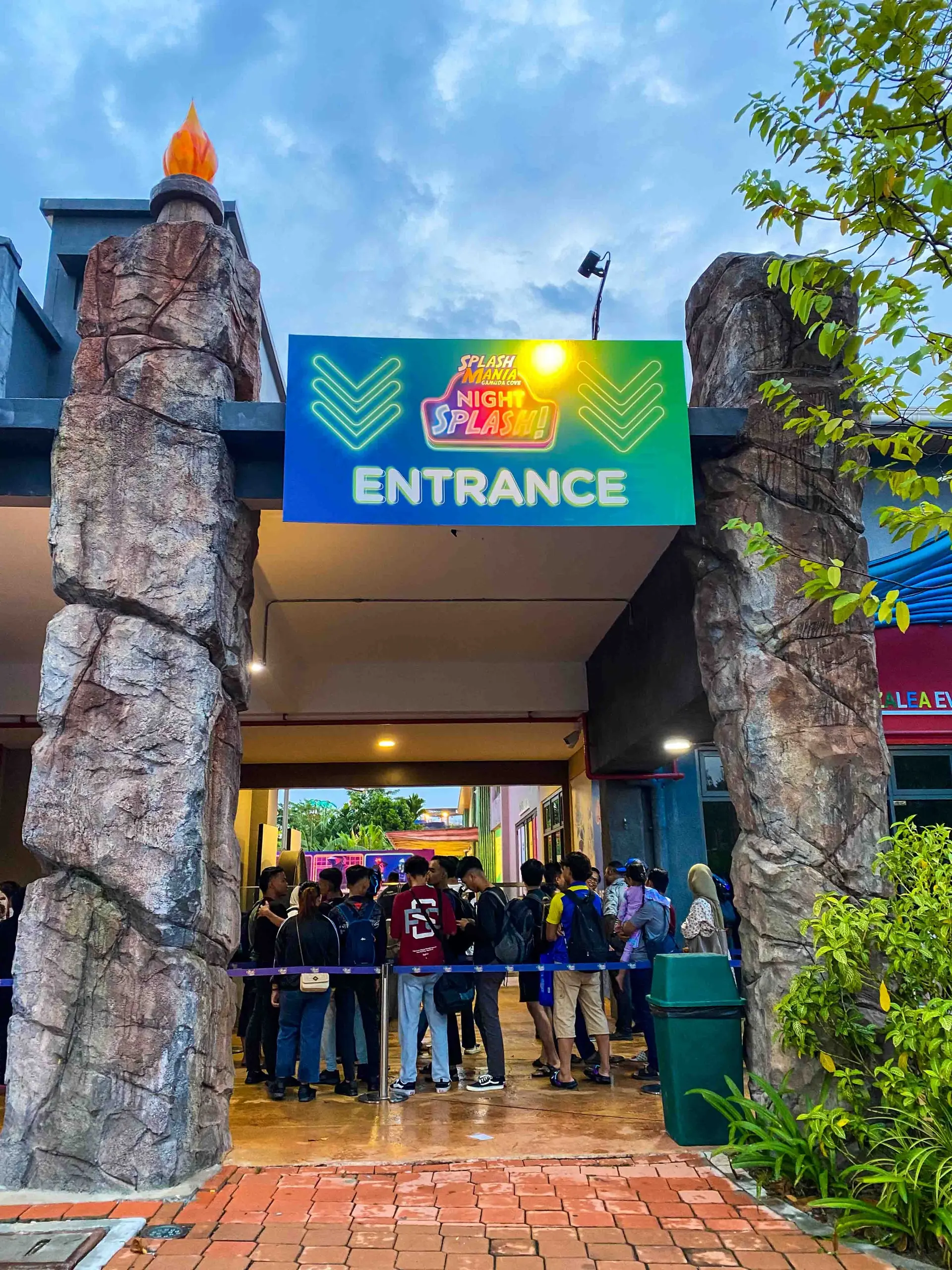 SplashMania @ Gamuda Cove - Water & Amusement Park in Dengkil
