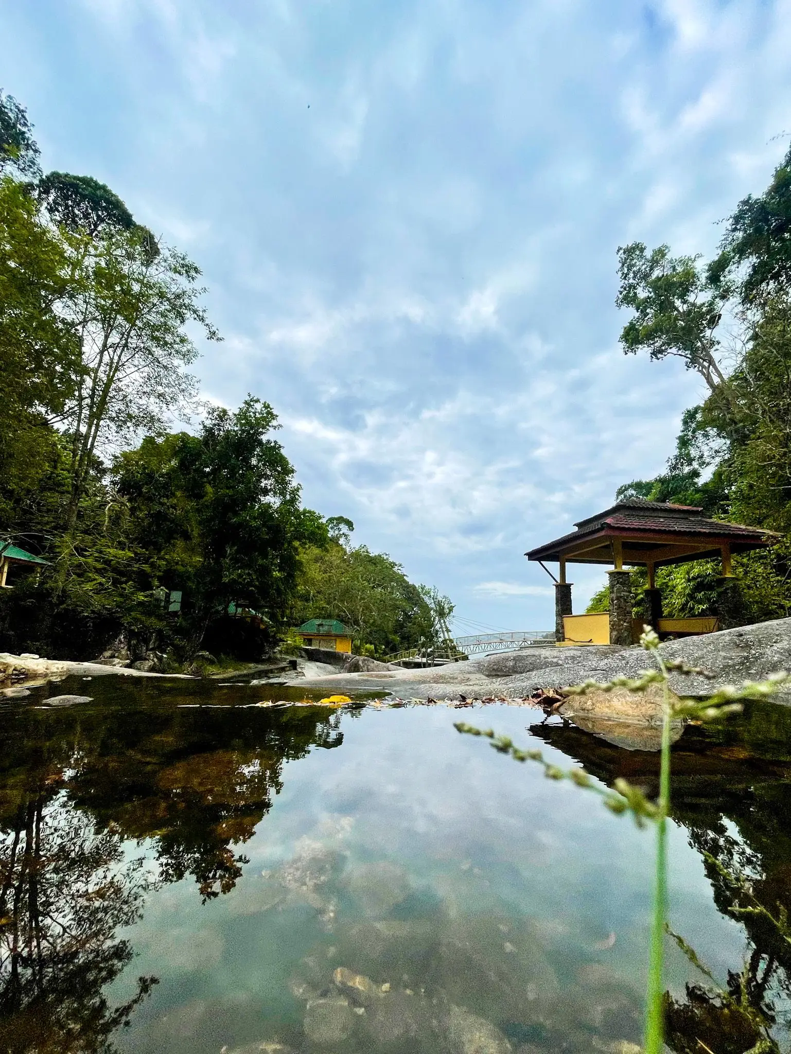 Jambatan Telaga Tujuh (Waterfall)