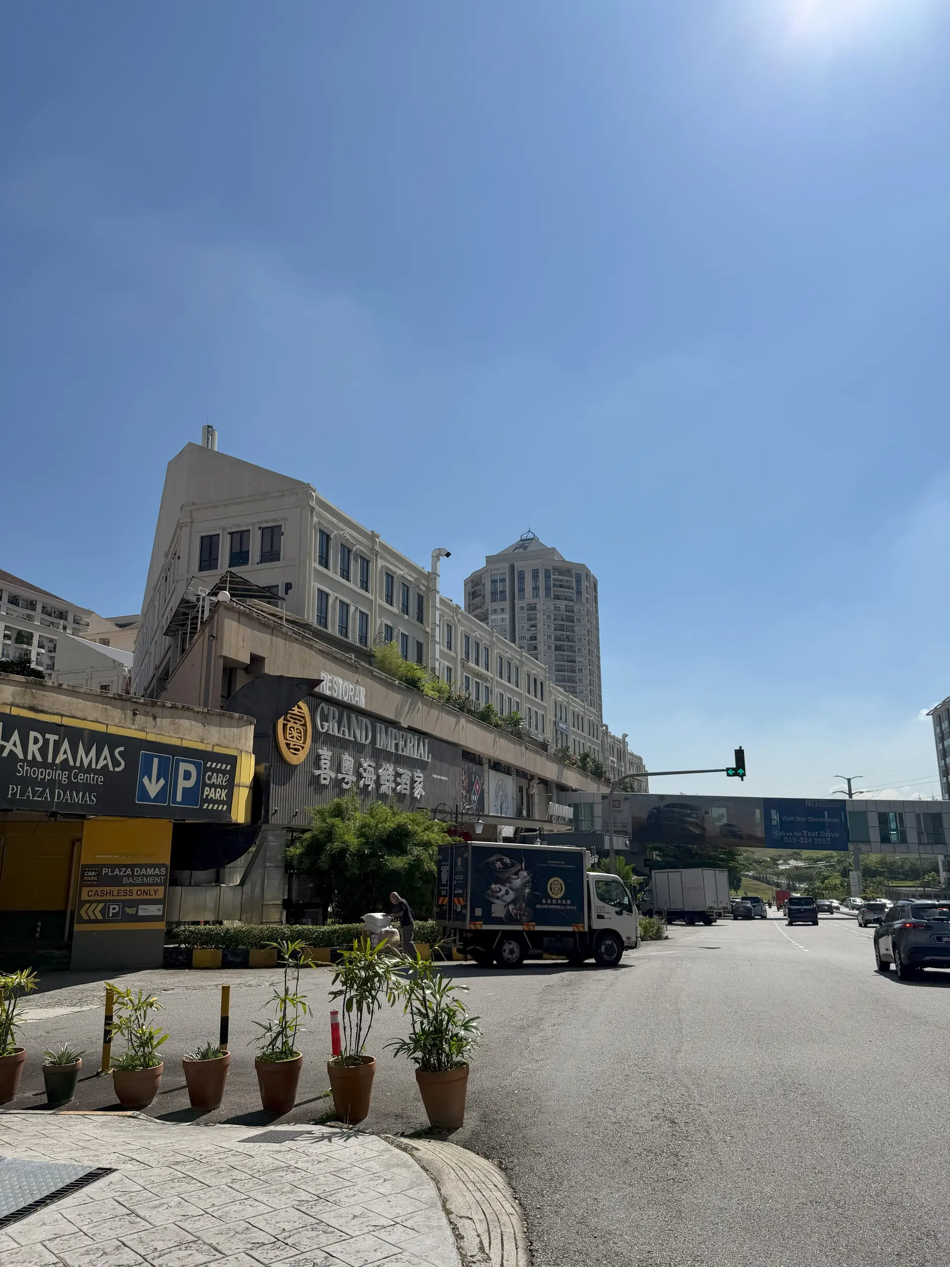 Hartamas Shopping Centre - Shopping & Market in Kuala Lumpur
