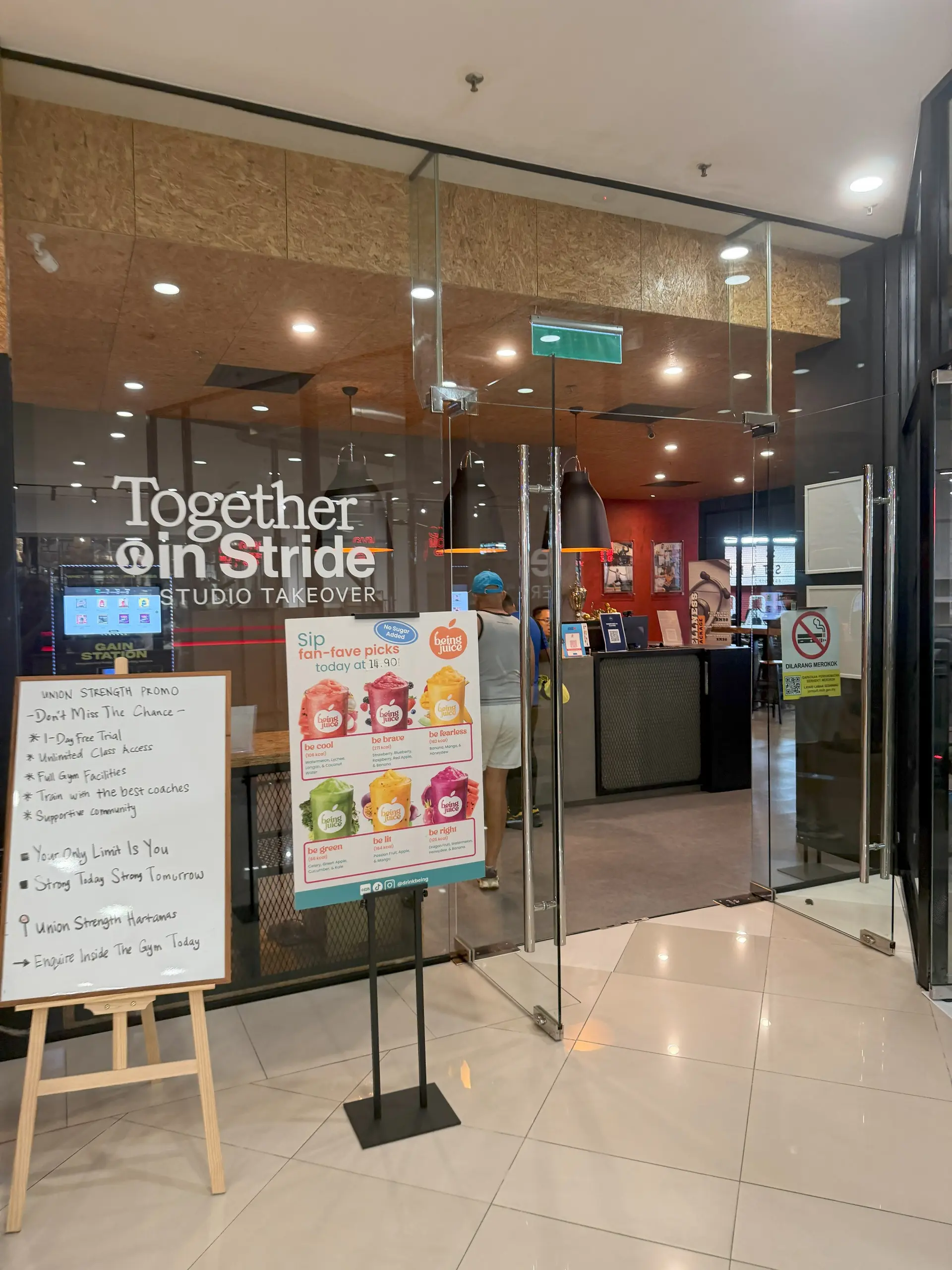 Hartamas Shopping Centre - Shopping & Market in Kuala Lumpur