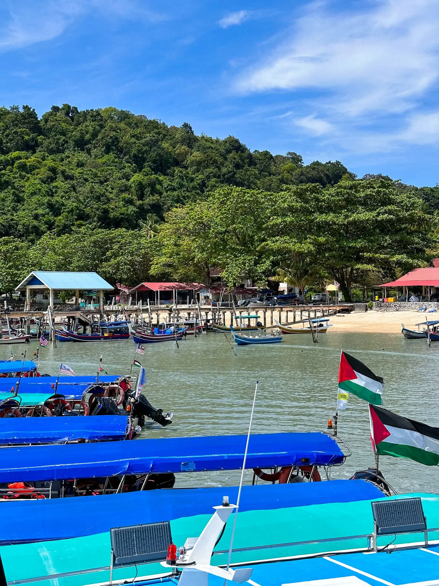 Jeti Teluk Baru - Bridge & Cable Car in Langkawi