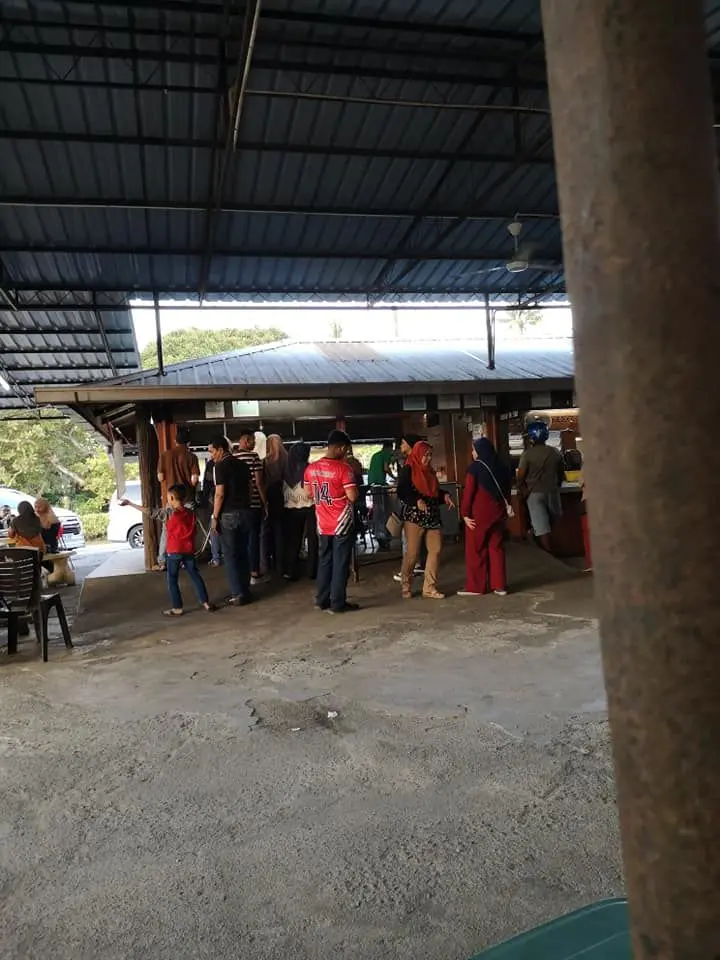 Laksa Janggus Kak Timah - Local Food in Balik Pulau