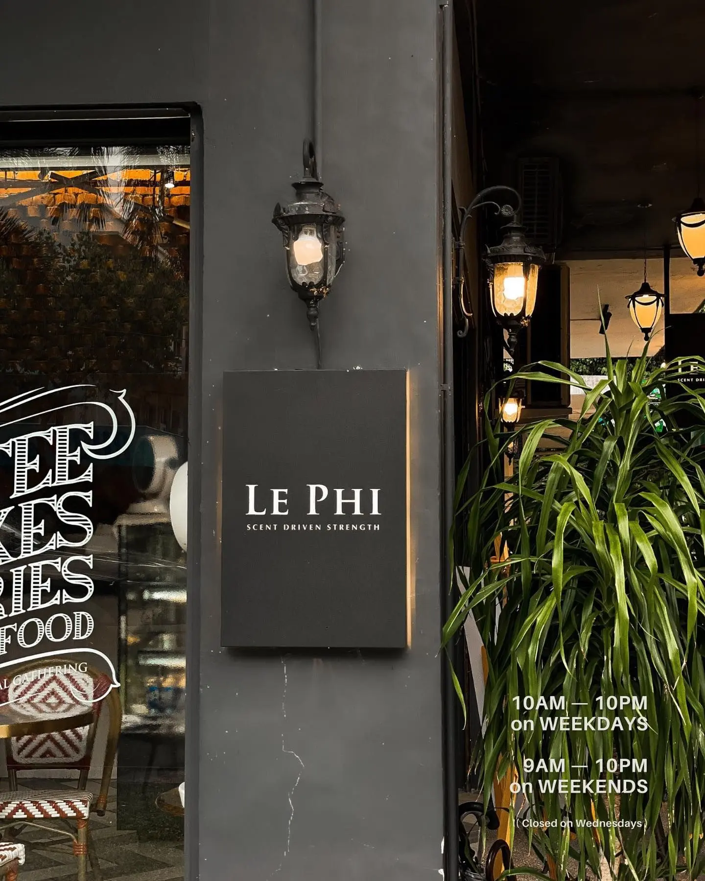 Le Phi Cafe - Cafe in Kota Kinabalu