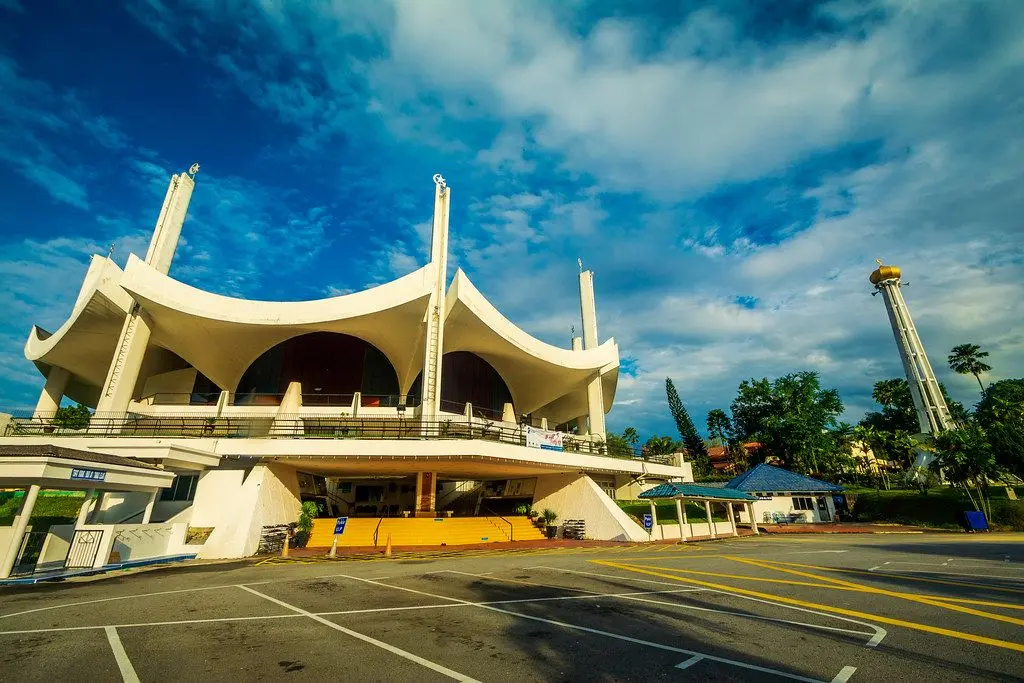 Masjid Negeri Seremban - Religious Site in Seremban