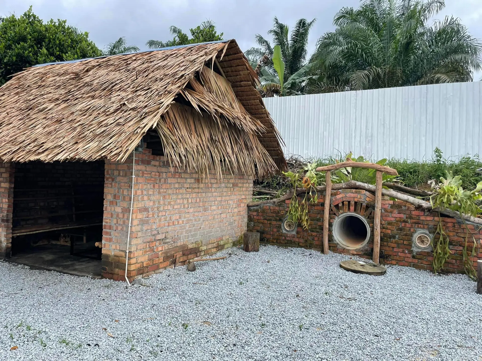 Mawai Adventure - Campsite in Tanjung Sedeli