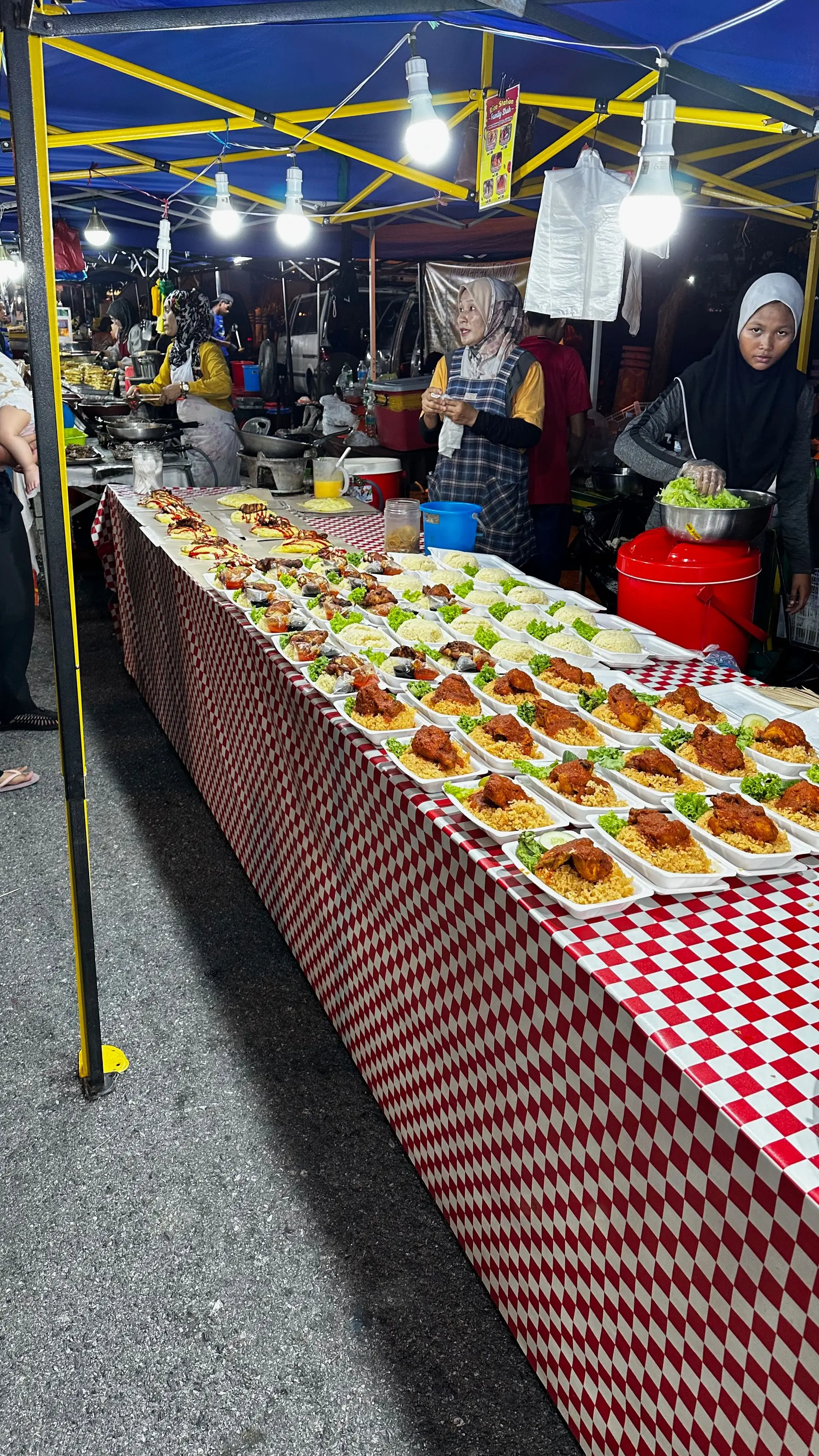 Kuah Town Night Market (Wednesday, Saturday) - Night Market in Langkawi