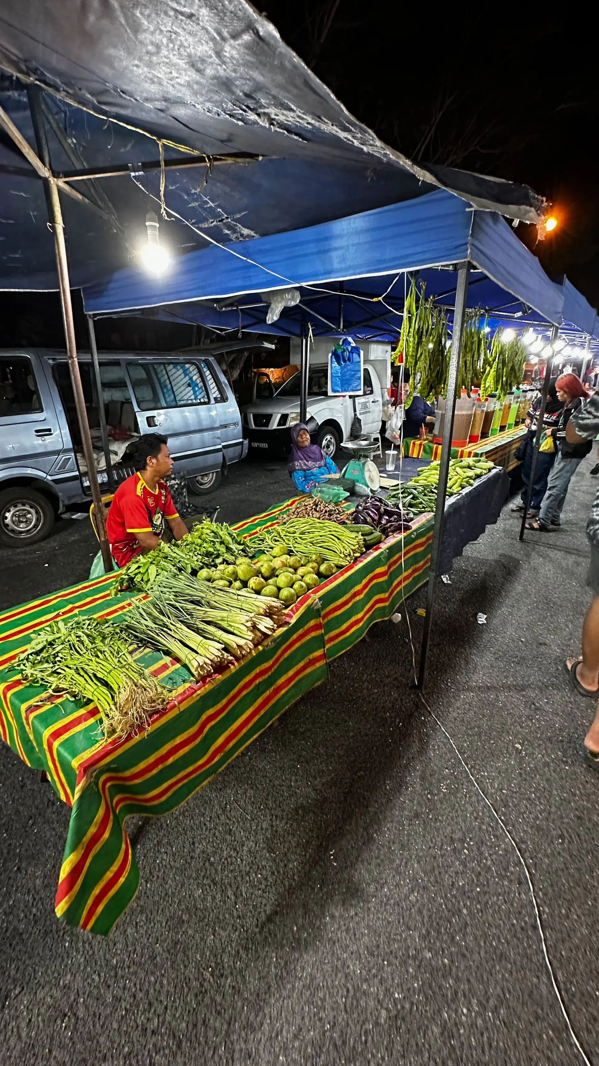Kuah Town Night Market (Wednesday, Saturday) - Night Market in Langkawi