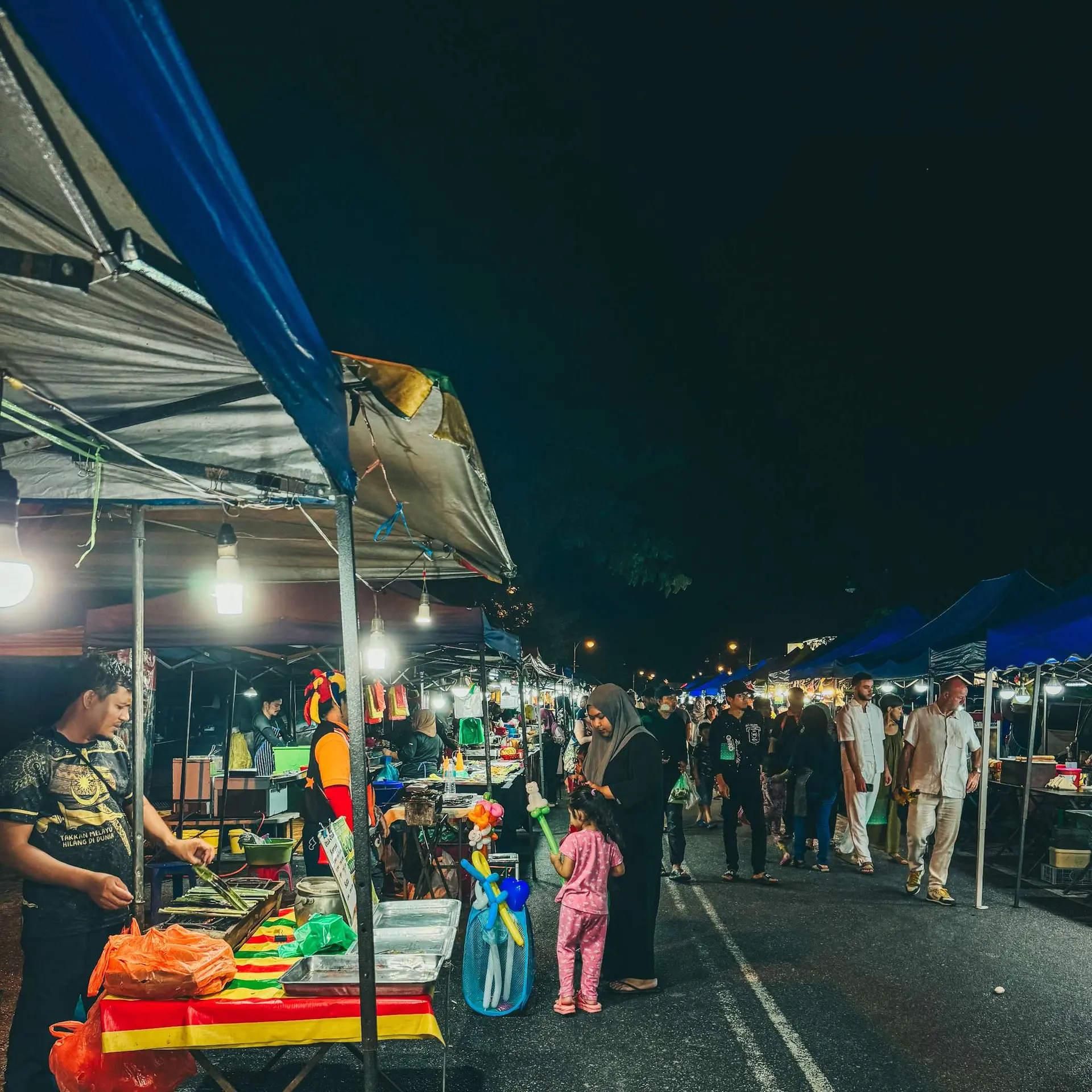 Kuah Town Night Market (Wednesday, Saturday) - Night Market in Langkawi