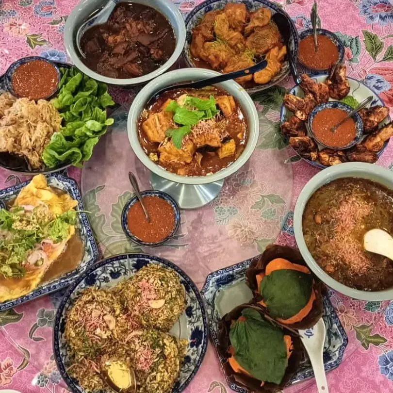 Nyonya Willow Restaurant - Local Food in Bayan Lepas