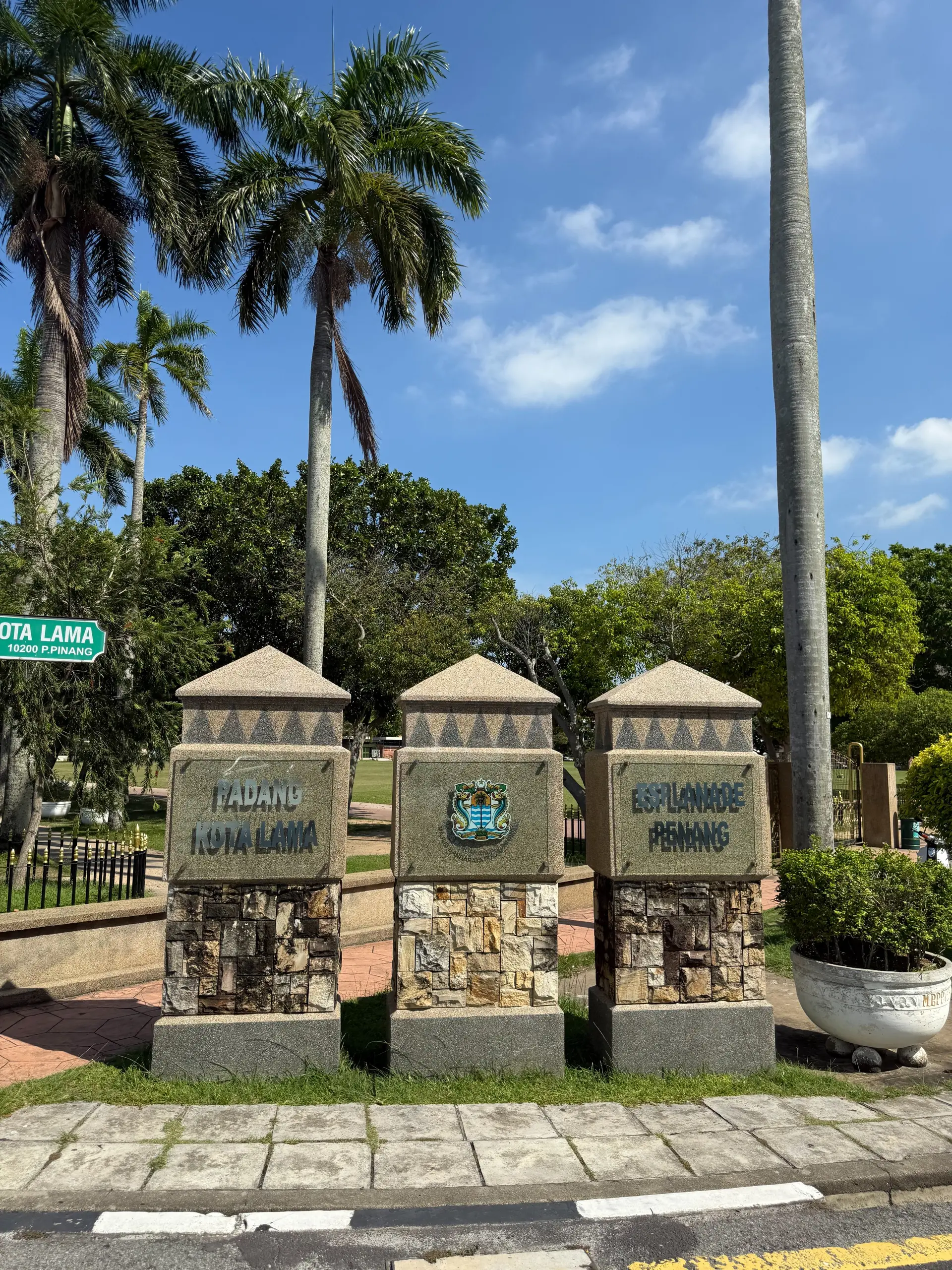 Padang Kota (Esplanade) - Landmark in Georgetown