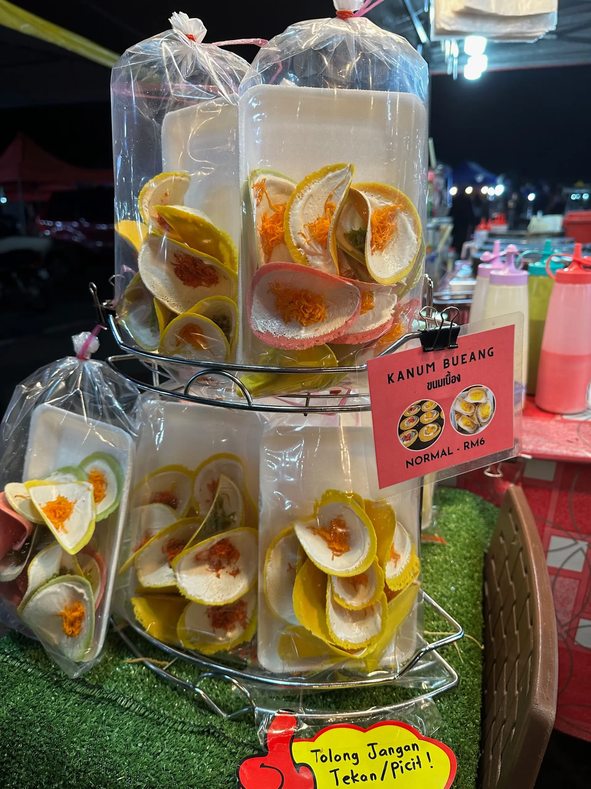 Padang Matsirat Night Market (Sunday) - Night Market in Langkawi