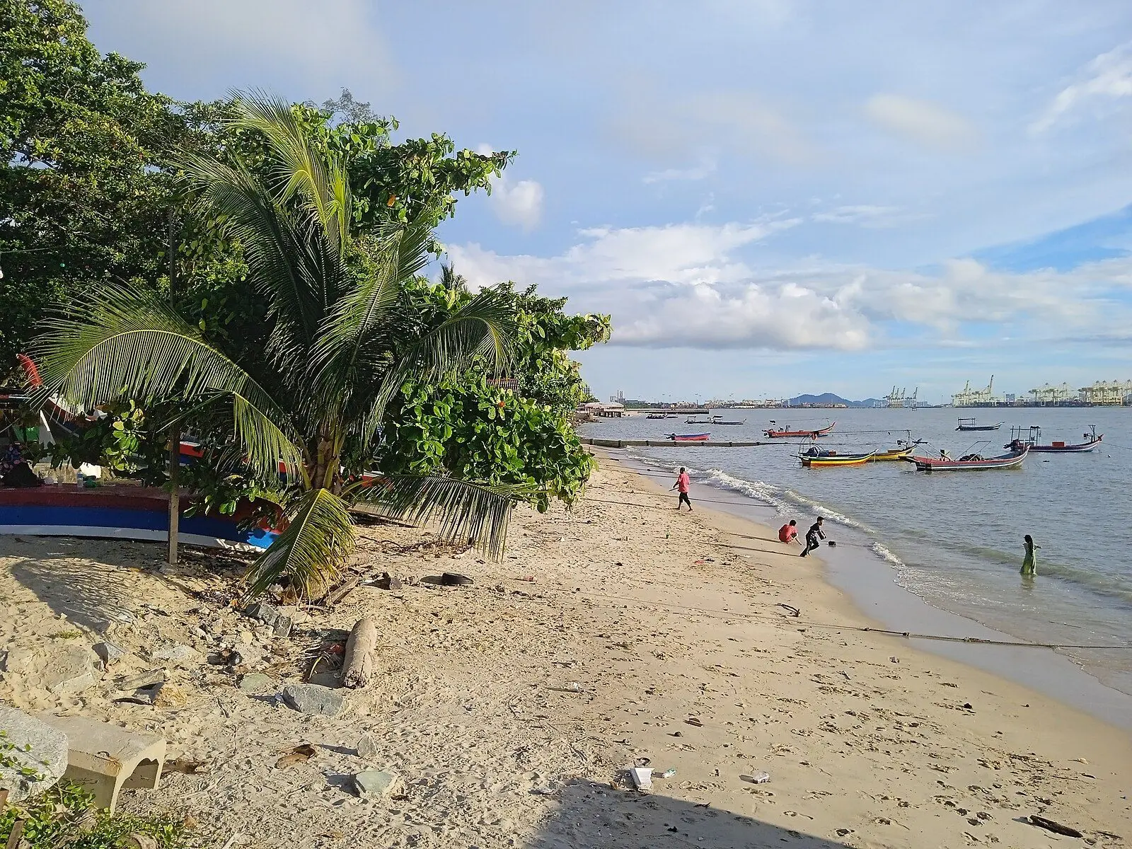 Pantai Bersih - Beach in Penang