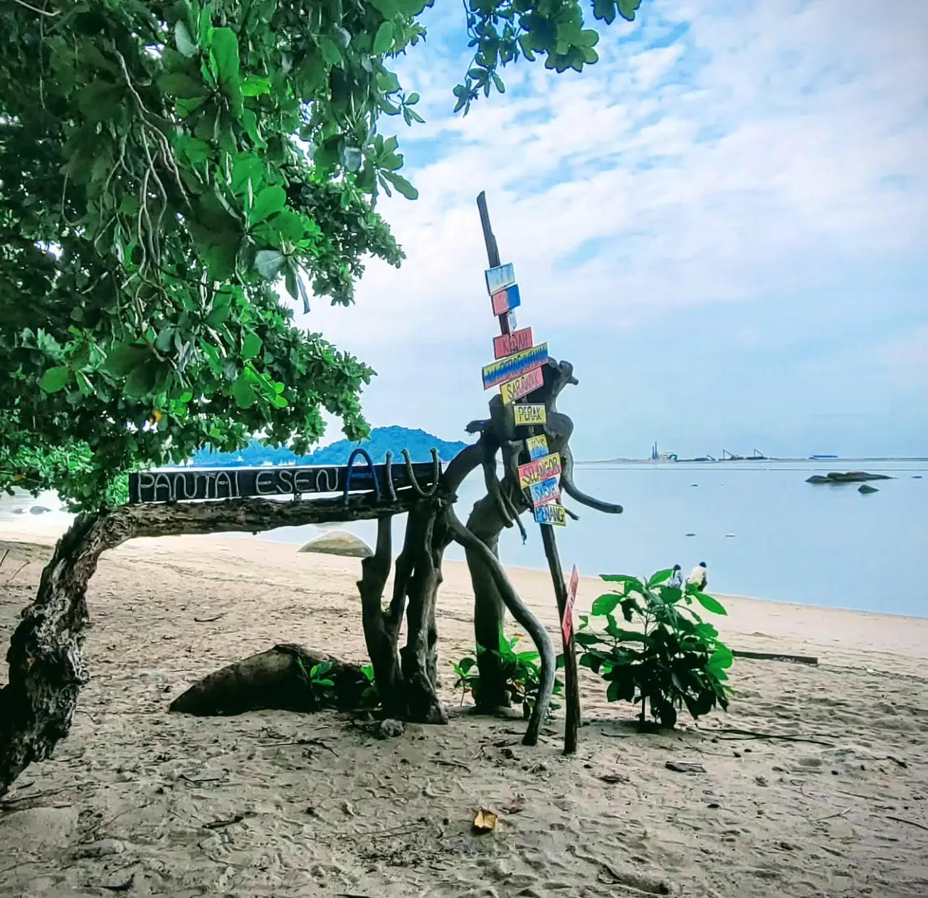 Pantai Esen - Beach in Batu Maung