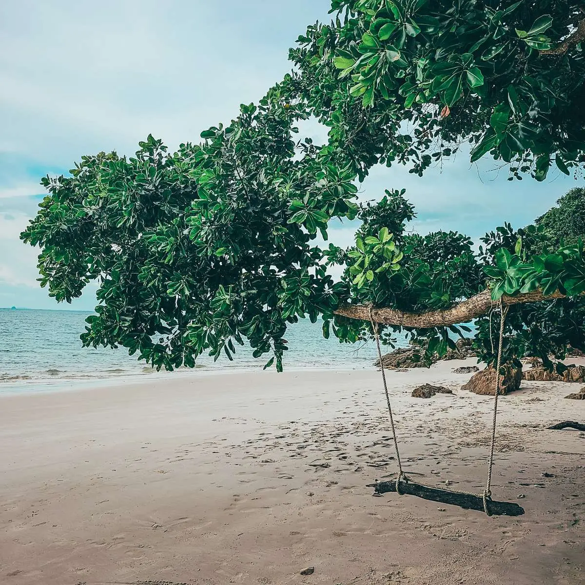 Pantai Pasir Tengkorak  - Nature & Park in Langkawi