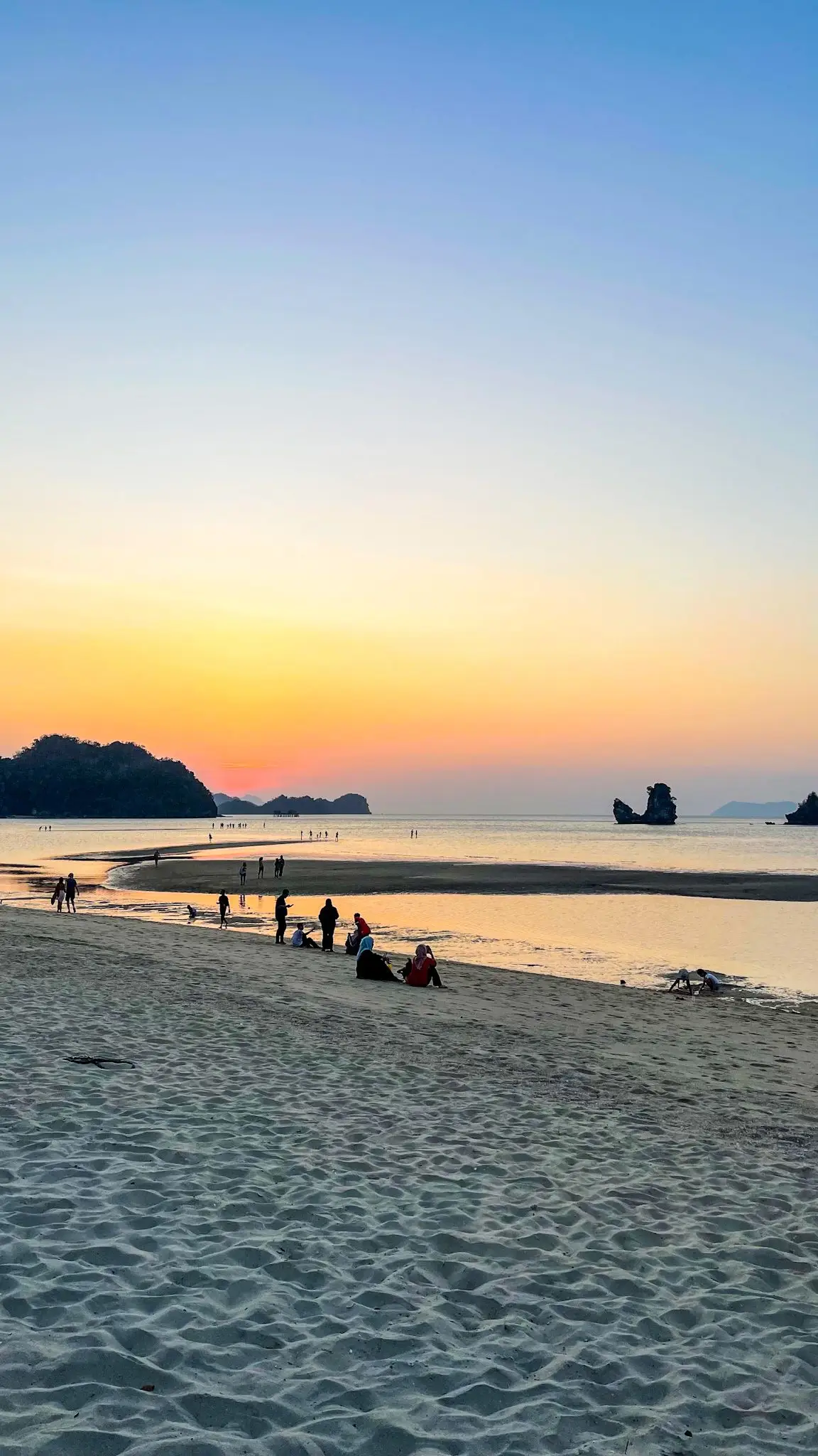 Pantai Tanjung Rhu