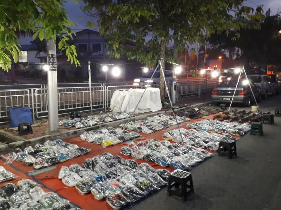 Pasar Karat Tasek Gelugor - Shopping & Market in Penang