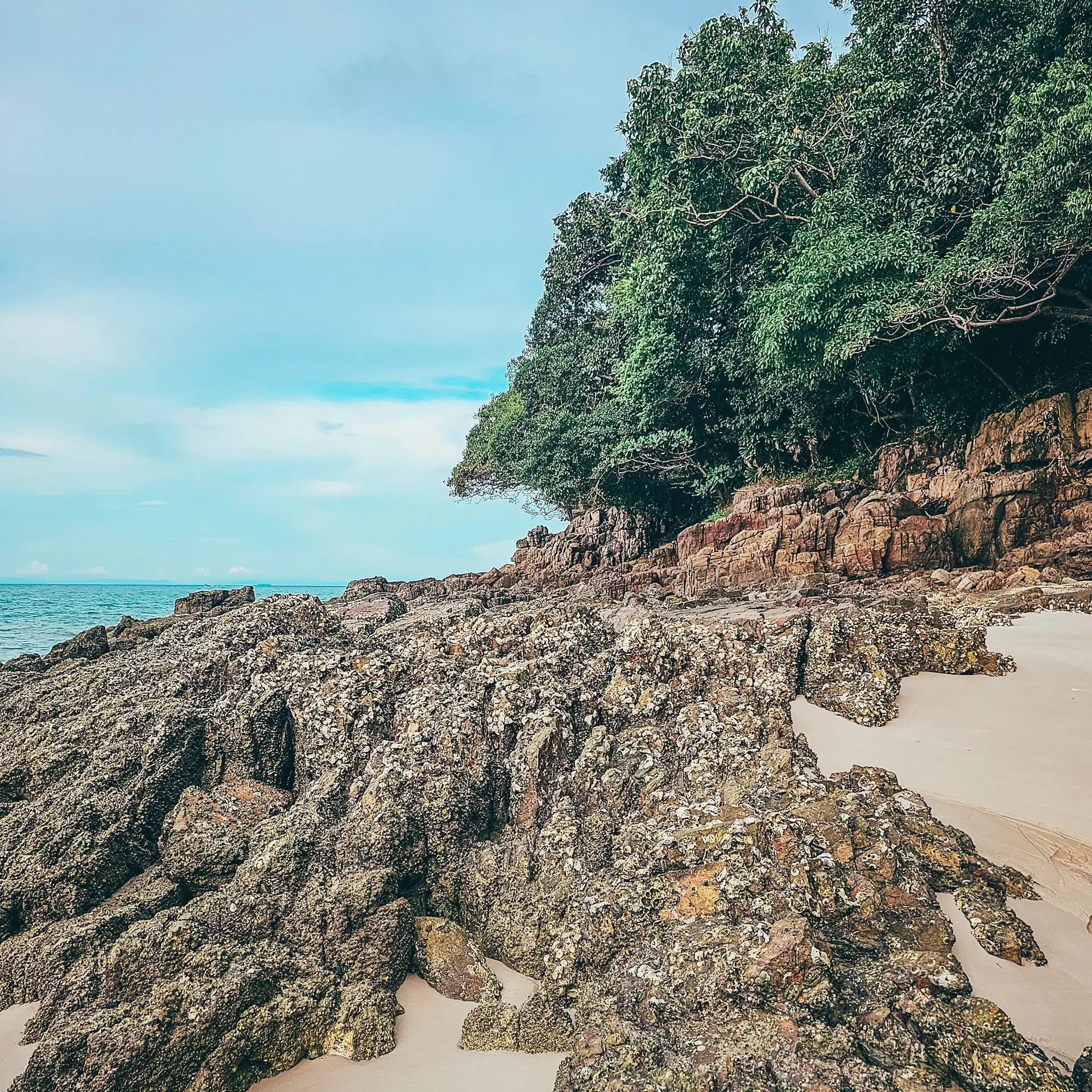 Pasir Tengkorak Cross-Bedding - Geosite in Langkawi