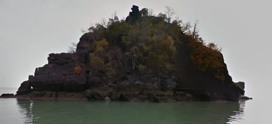Pulau Anak Gua Cherita - Island in Langkawi