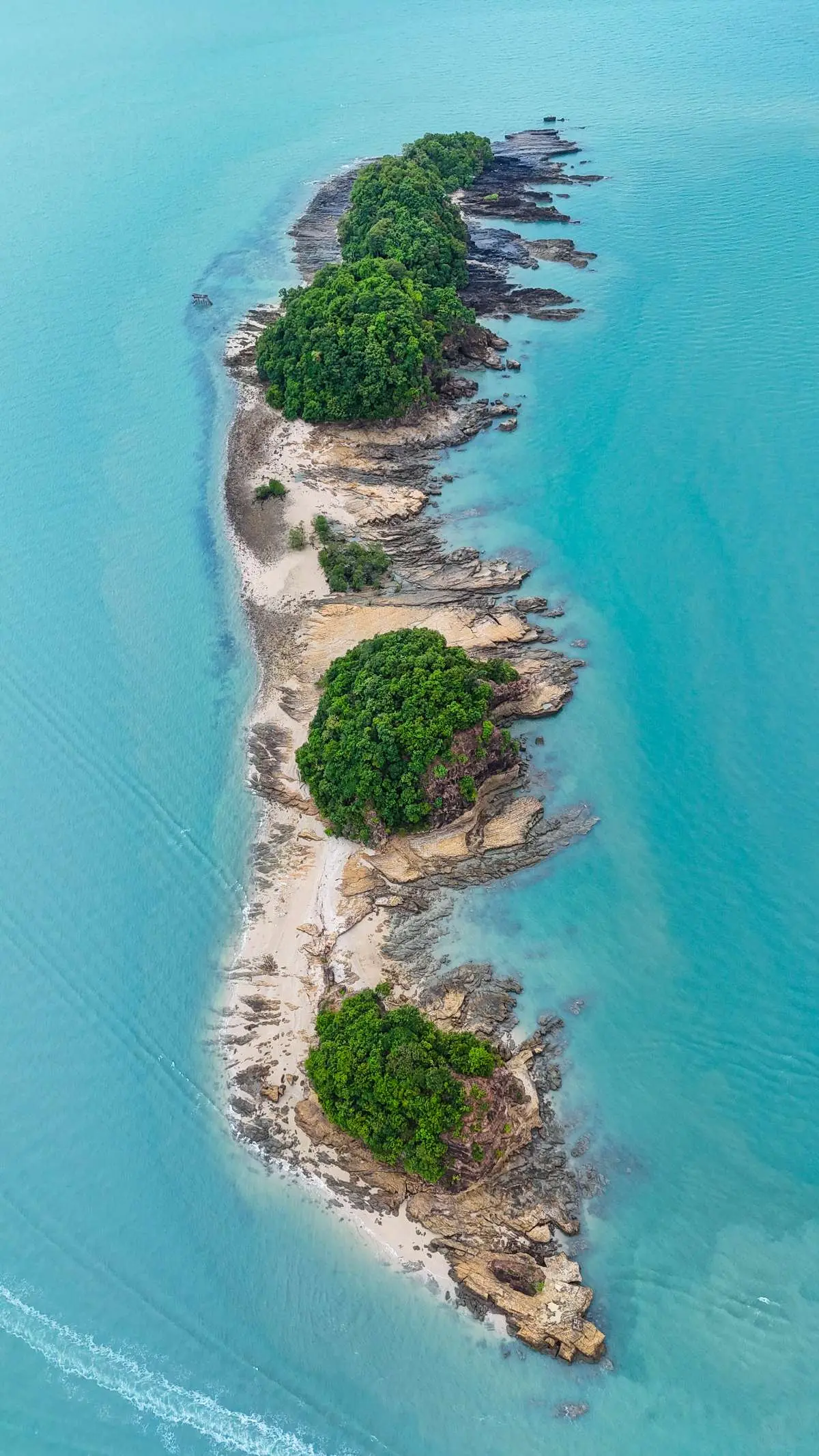 Pulau Ular Abrasional Platform - Geosite in Langkawi