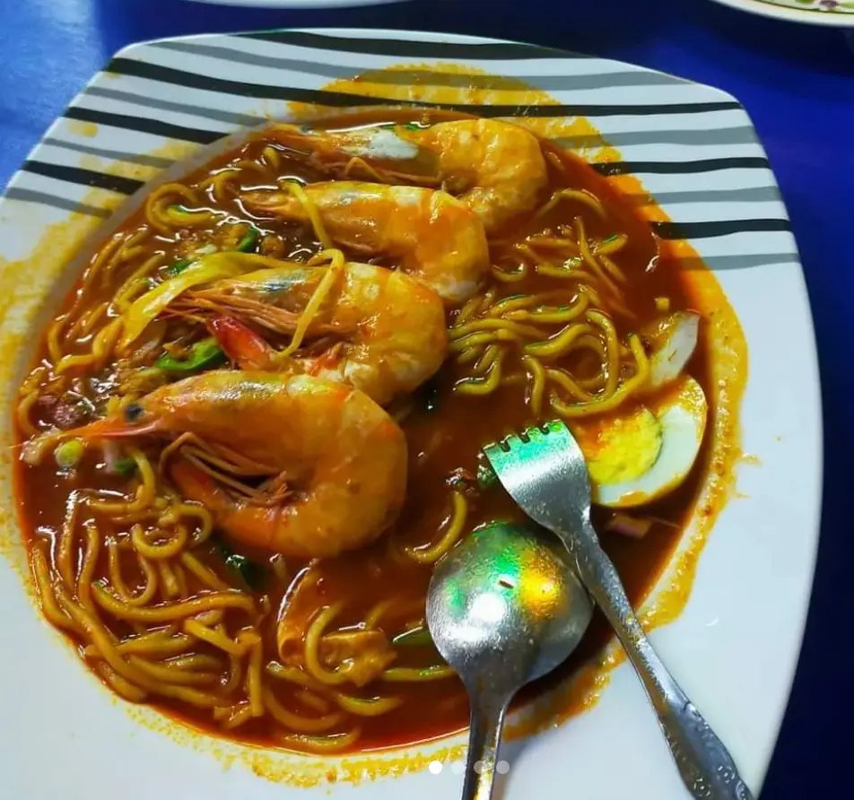 Ayu Mee Udang - Local Food in Teluk Kumbar