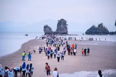 Sandbar Walk  - Concert & Event in Langkawi