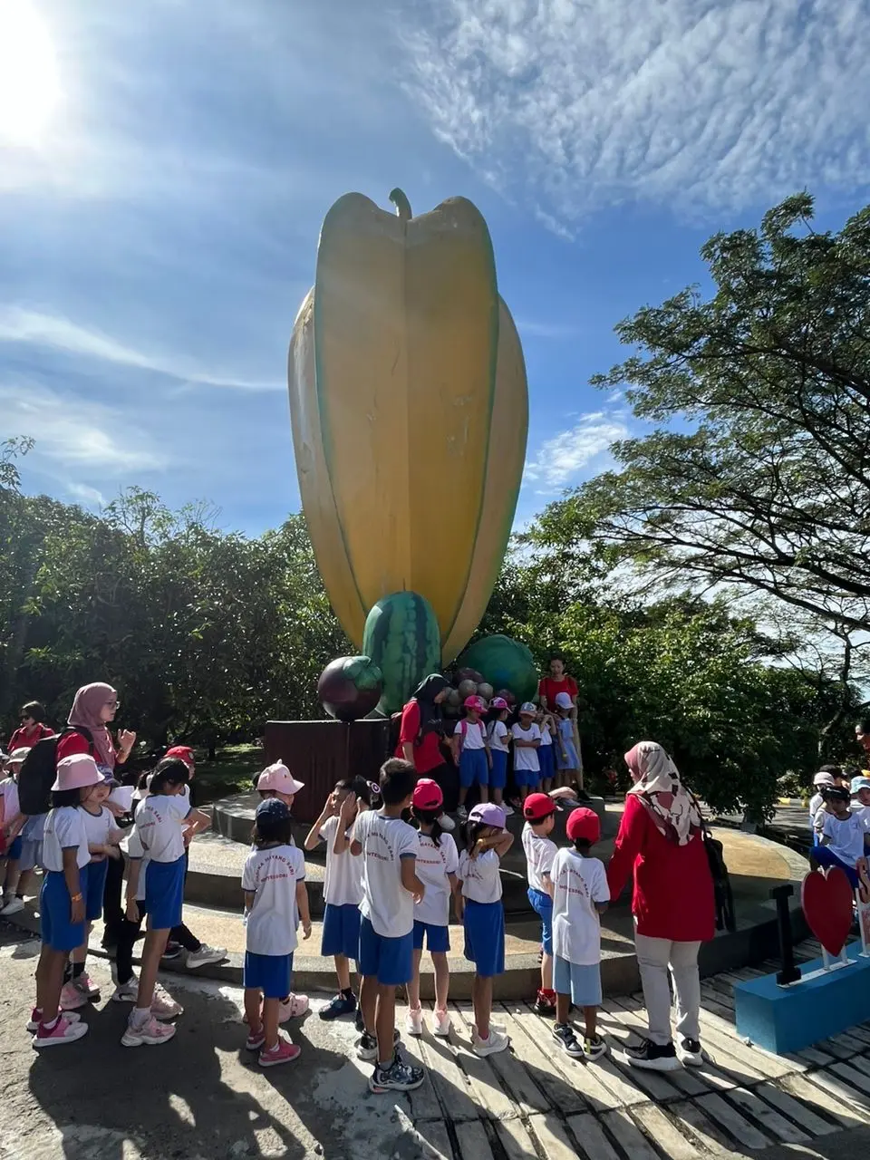 Selangor Fruits Valley - Farm in Bestari Jaya