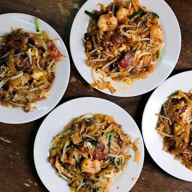 Siam Road Charcoal Char Kuey Teow - Local Food in George Town