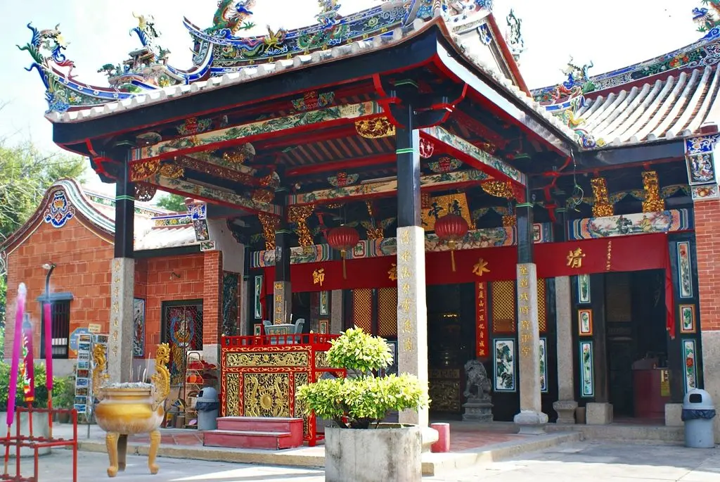 Snake Temple - Religious Site in Penang
