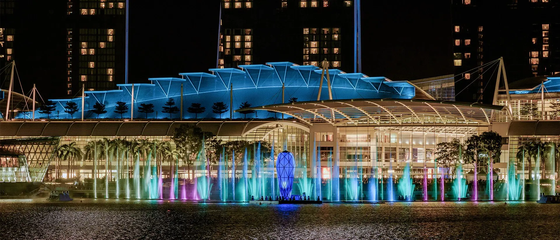 Spectra - A Light  Water Show - Fountain in Singapore