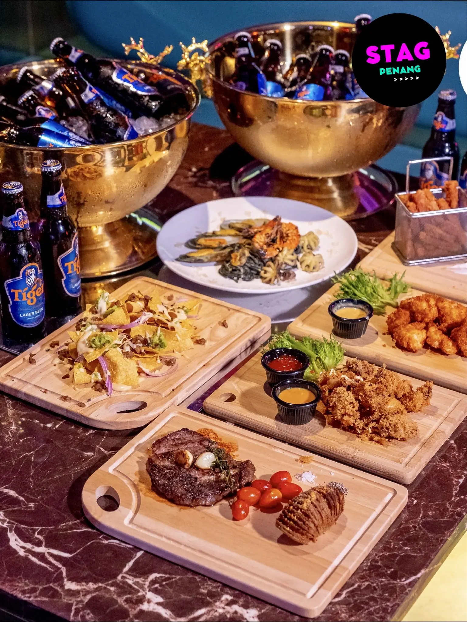 Stag Bar | 大鹿酒吧 - Nightlife in George Town