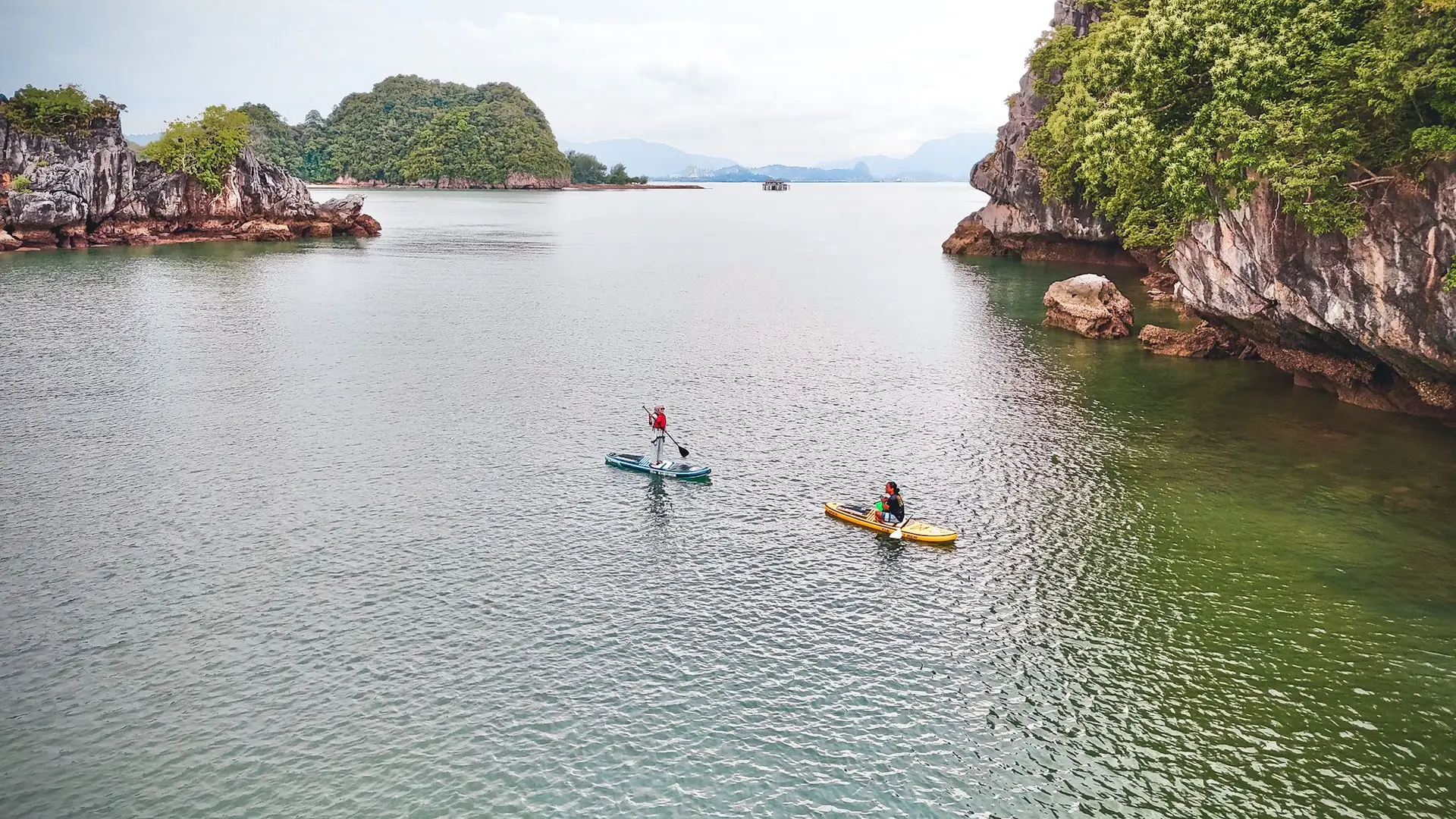 Stand-Up Paddleboarding (Tanjung Rhu)