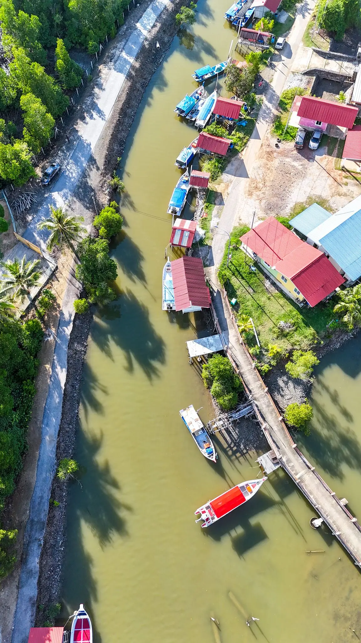 Sungai Kampung Temoyong photo 2