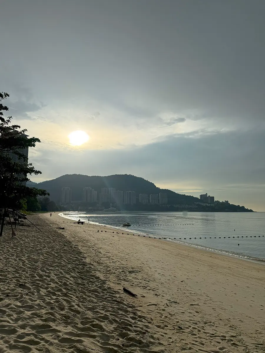 Tanjung Bungah Beach - Beach in Penang