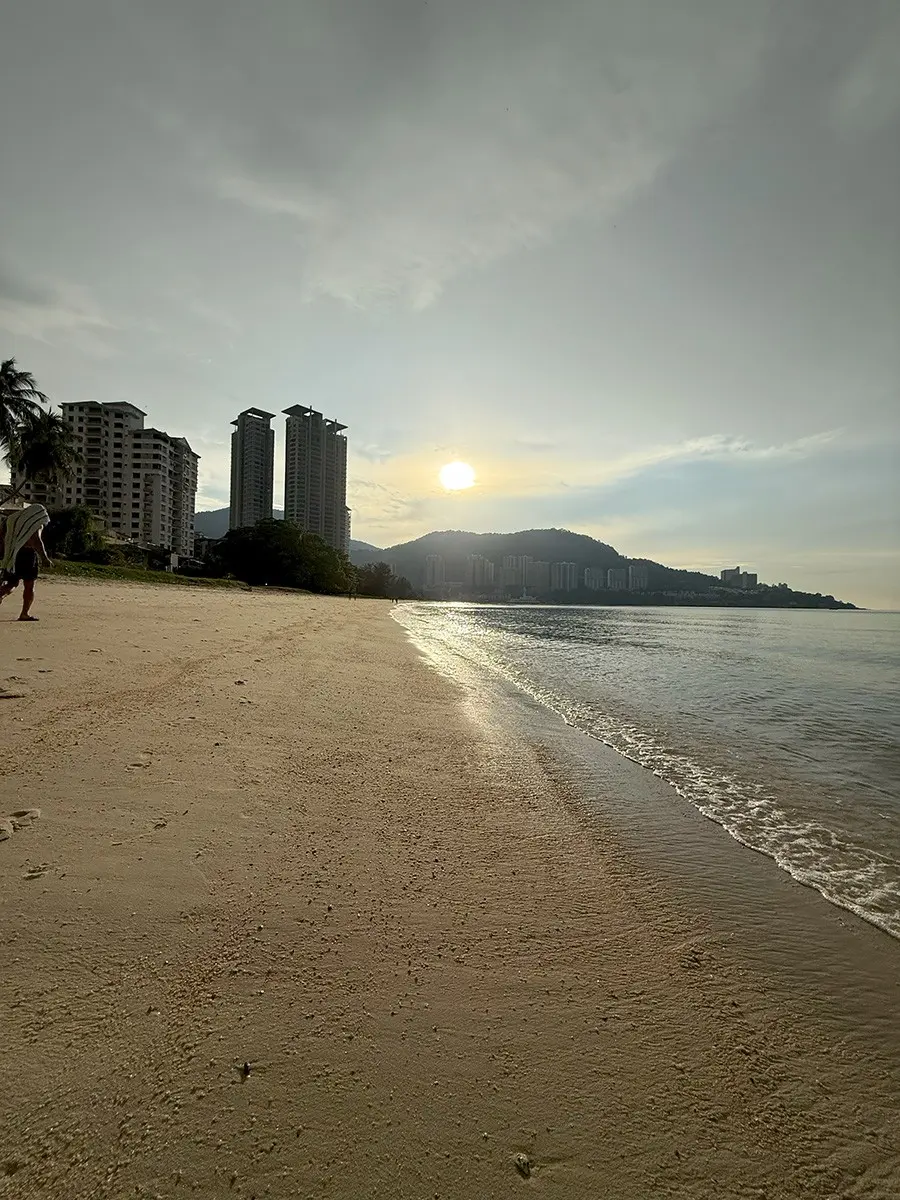 Tanjung Bungah Beach - Beach in Penang