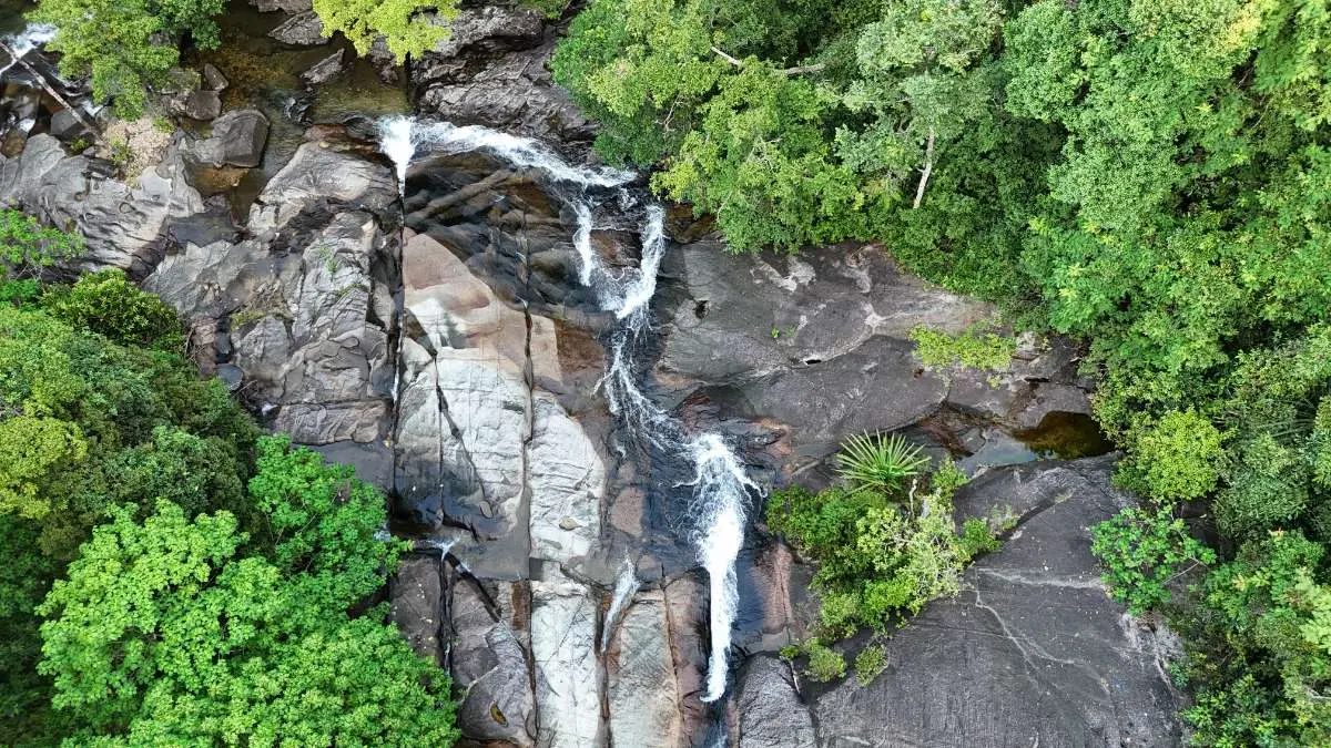 Air Terjun Telaga Tujuh (Waterfall) - Waterfall in Langkawi
