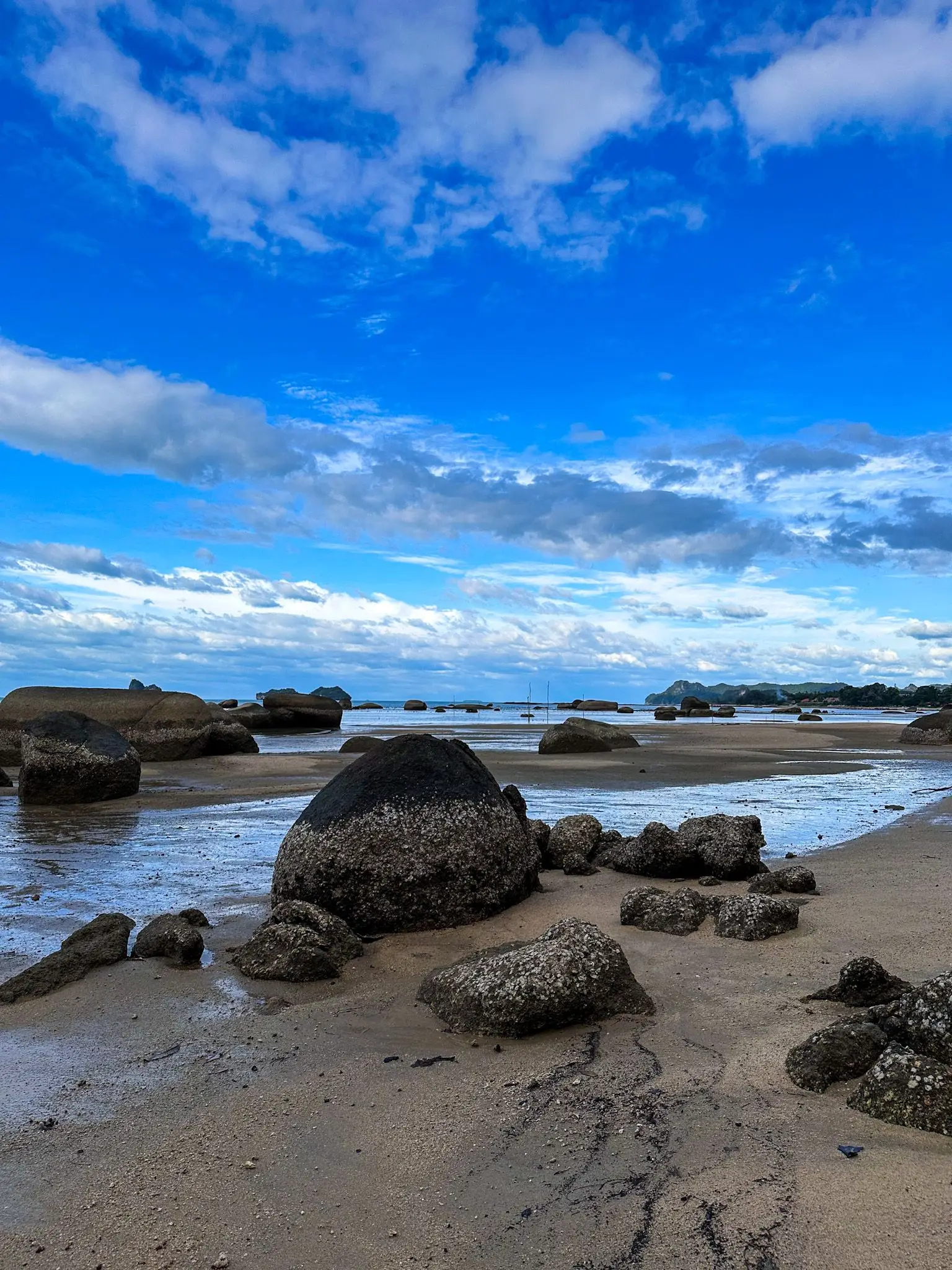 Teluk Yu Granite Tors