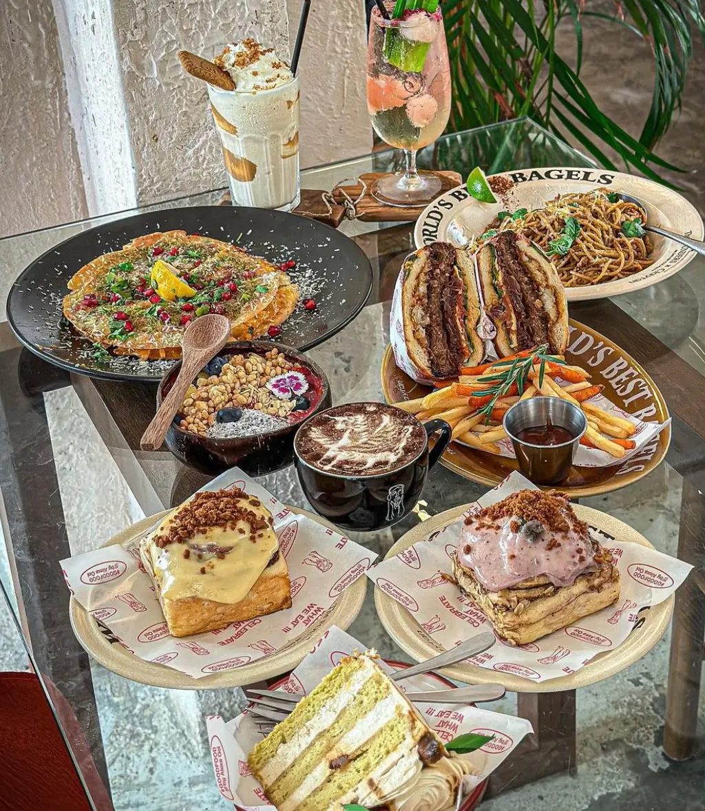 The Founders Hutton - Cafe in George Town