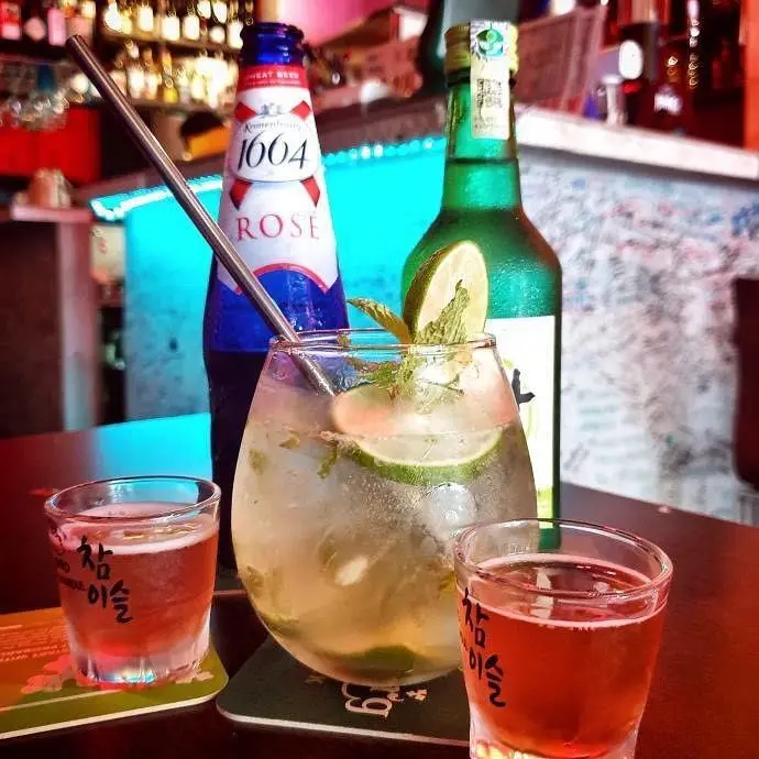 The Tipsy Cow - Nightlife in George Town