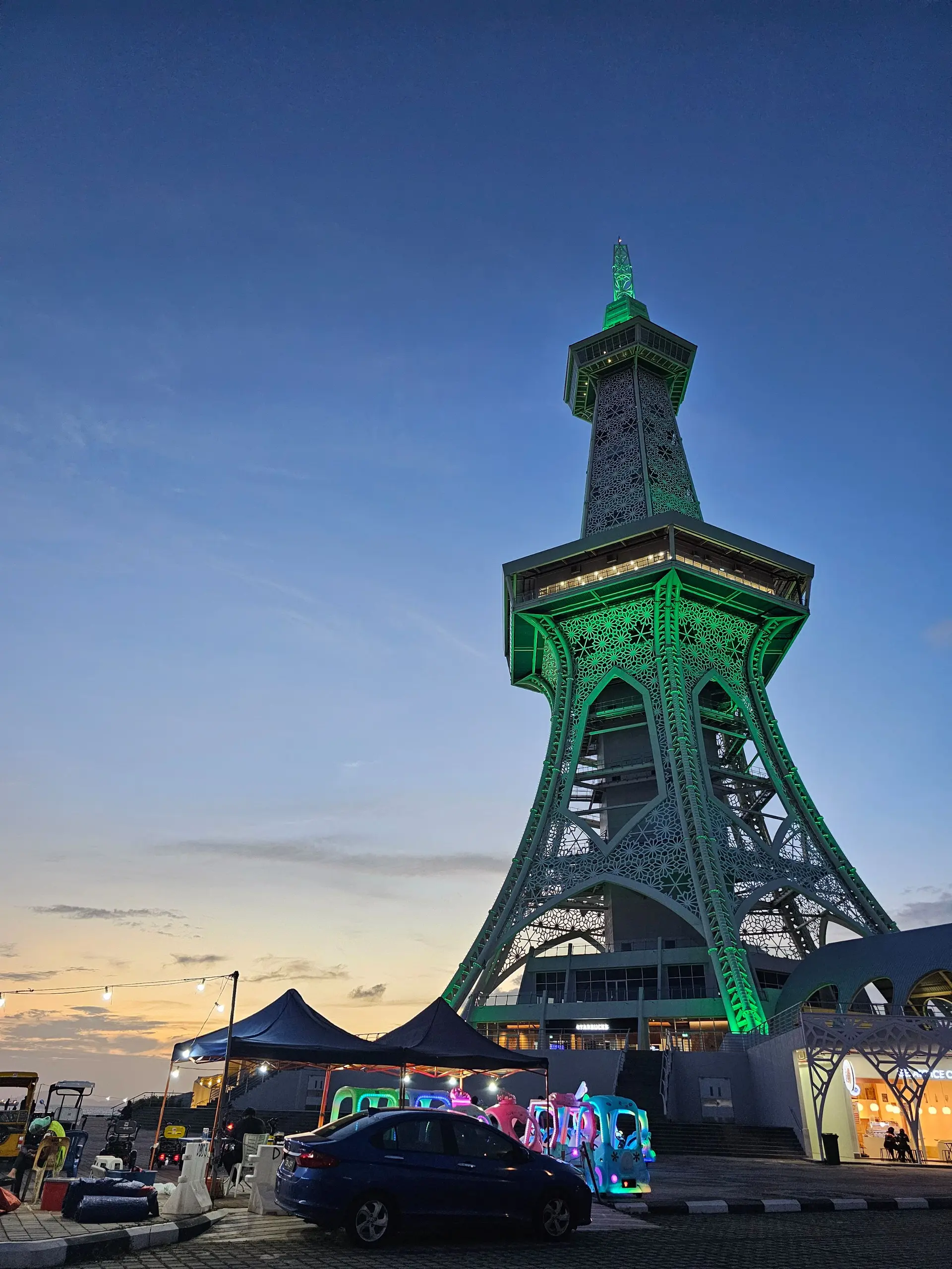 Waterfront Bazaar at Maha Tower - Concert & Event in Langkawi