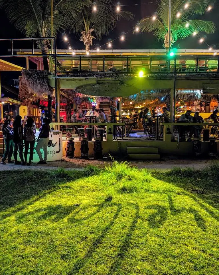 Yellow Beach Cafe - Cafe in Langkawi