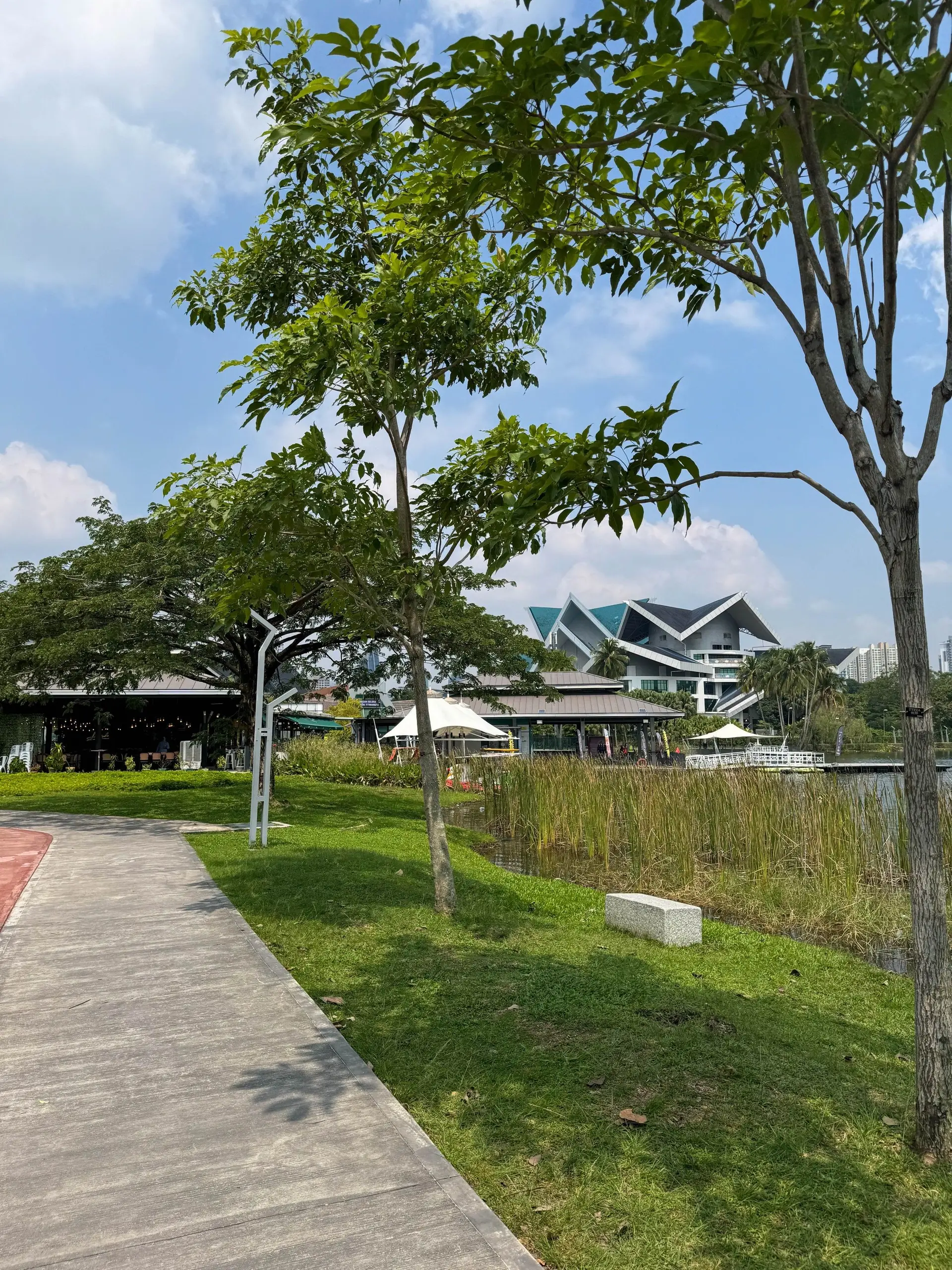 Stride, Ride and Run Around Lake Titiwangsa, Kuala Lumpur - City (Image 3) - Malaysia Itinerary