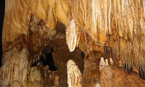 Pasir Dagang Cave - Geosite in Langkawi