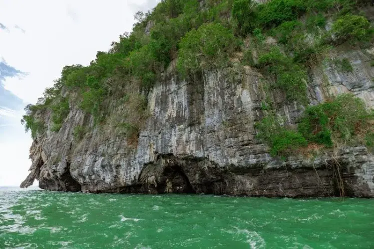 Tanjung Dendang Sea-Notch - Geosite in Langkawi